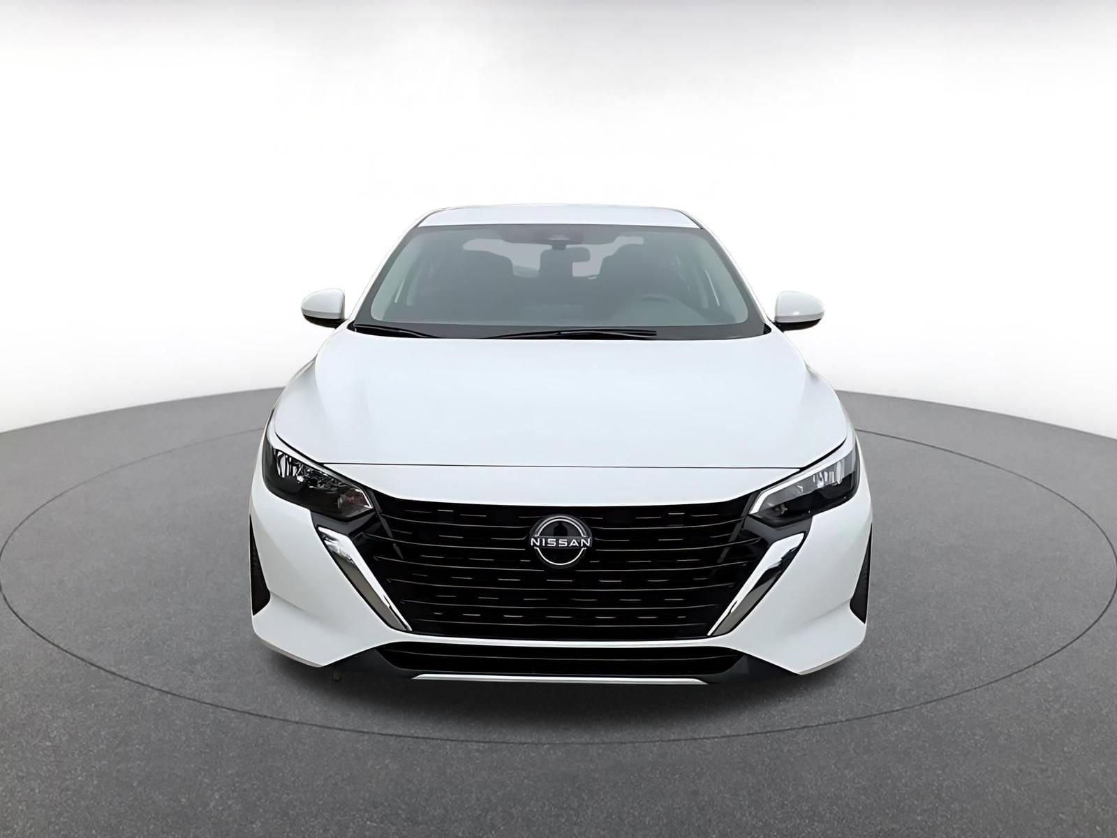 Thumbnail: 2025 Nissan Sentra - 4