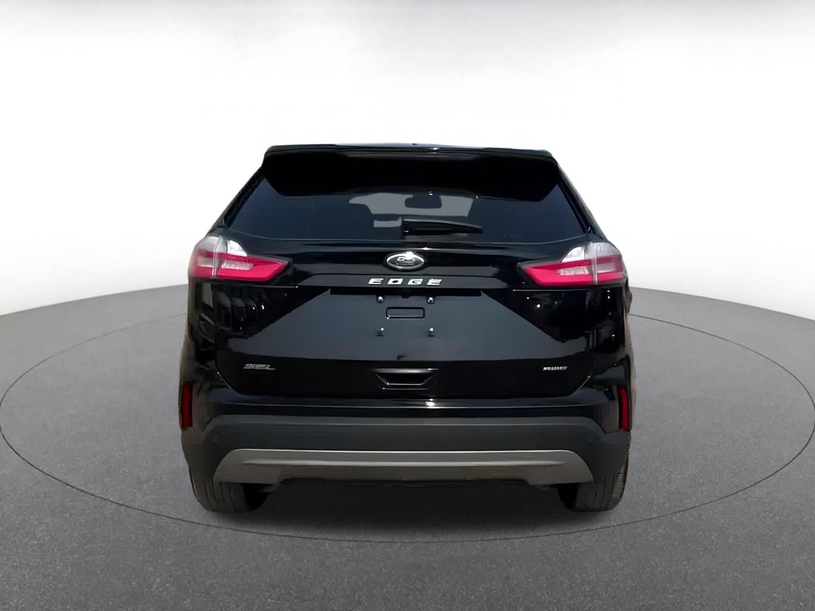 Thumbnail: 2023 Ford Edge - 12