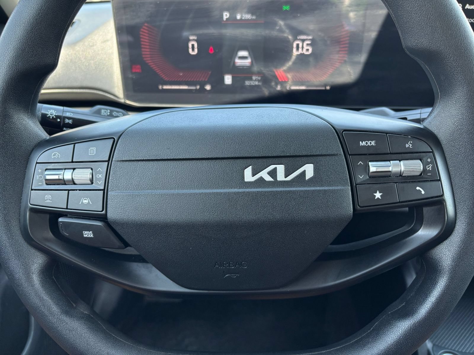 Thumbnail: 2025 Kia K4 - 28
