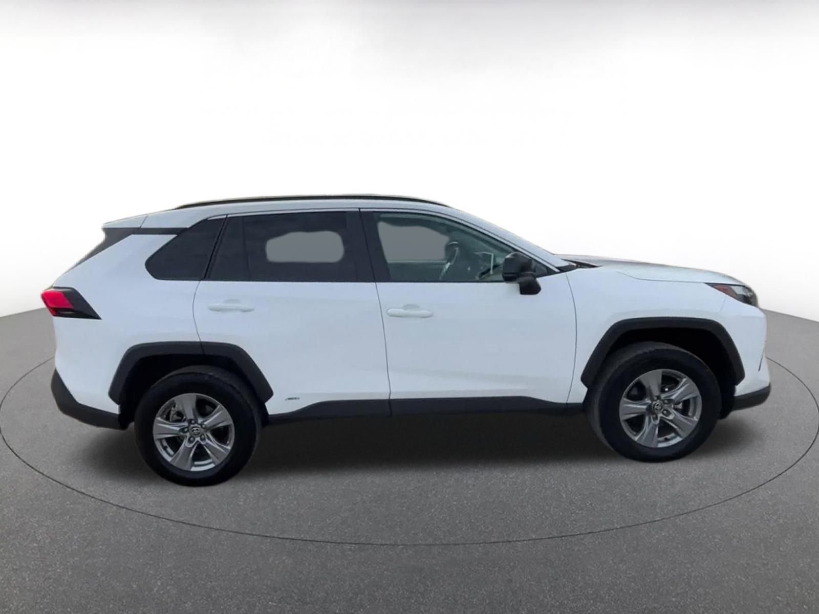 Thumbnail: 2025 Toyota RAV4 - 16