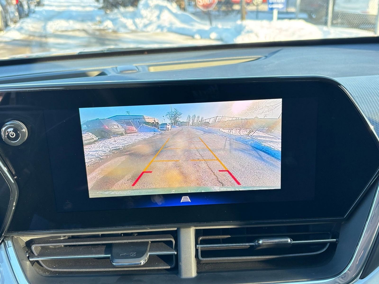 Thumbnail: 2025 Chevrolet Trax - 23