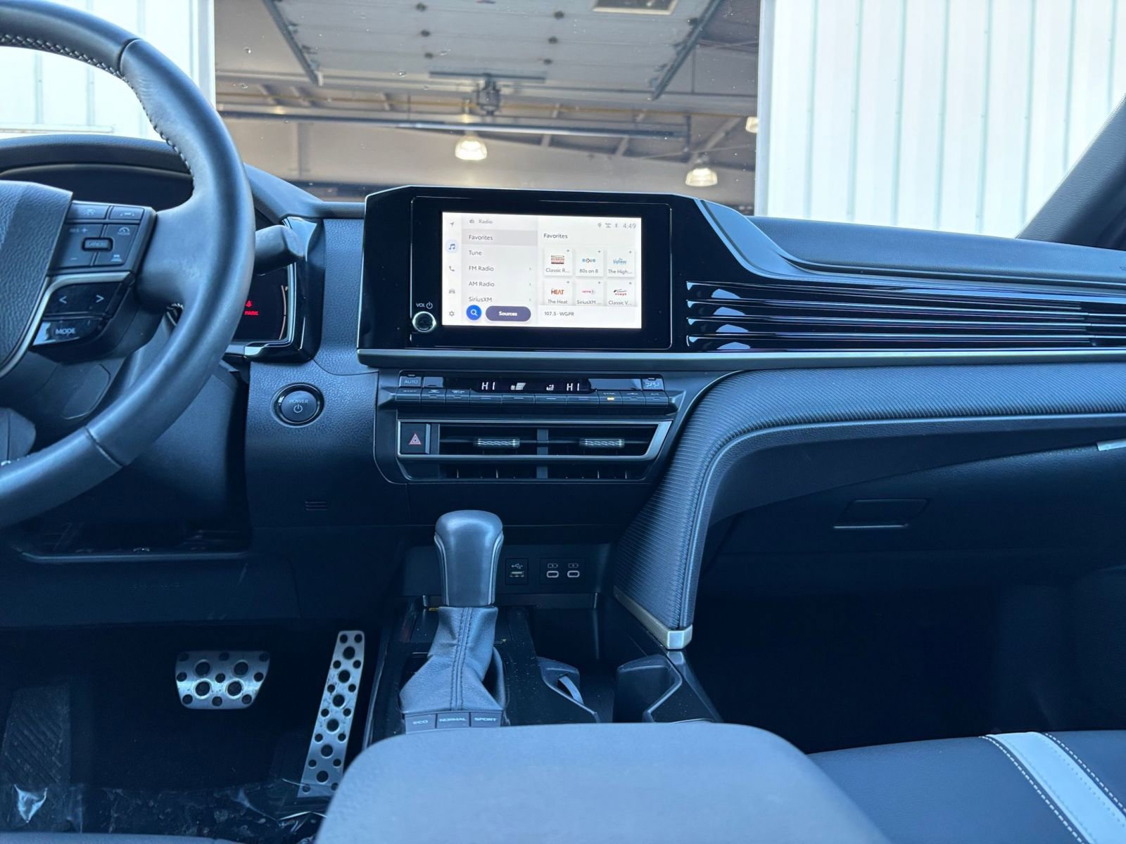 Thumbnail: 2025 Toyota Camry - 18