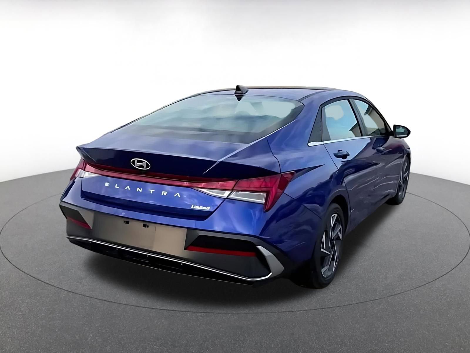 Thumbnail: 2025 Hyundai Elantra - 14