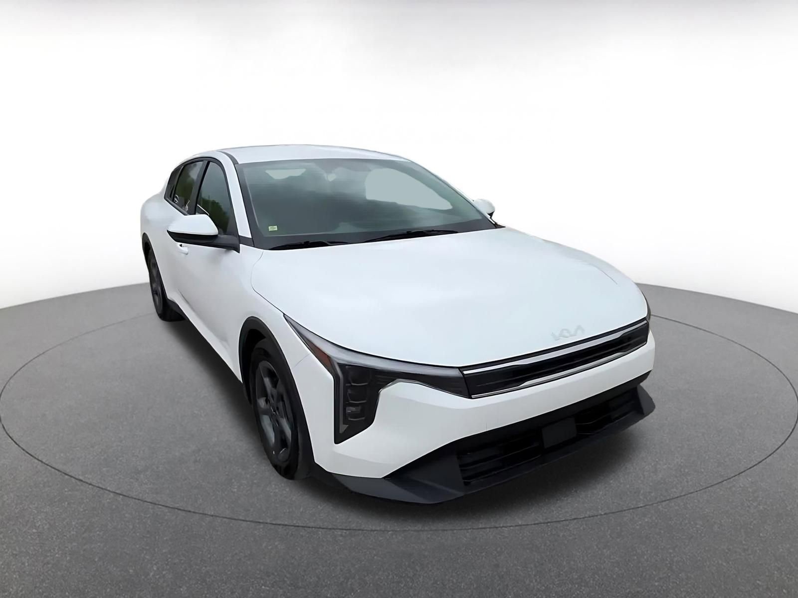 Thumbnail: 2025 Kia K4 - 3