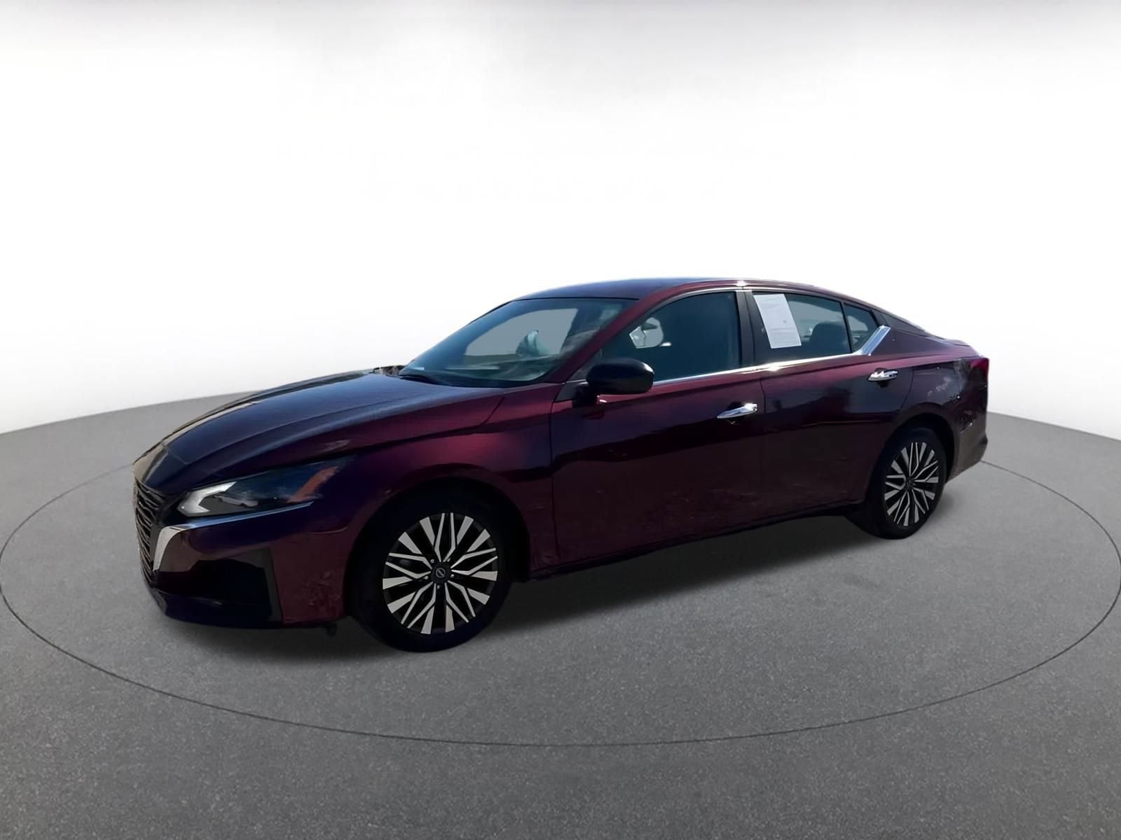 Thumbnail: 2024 Nissan Altima - 8
