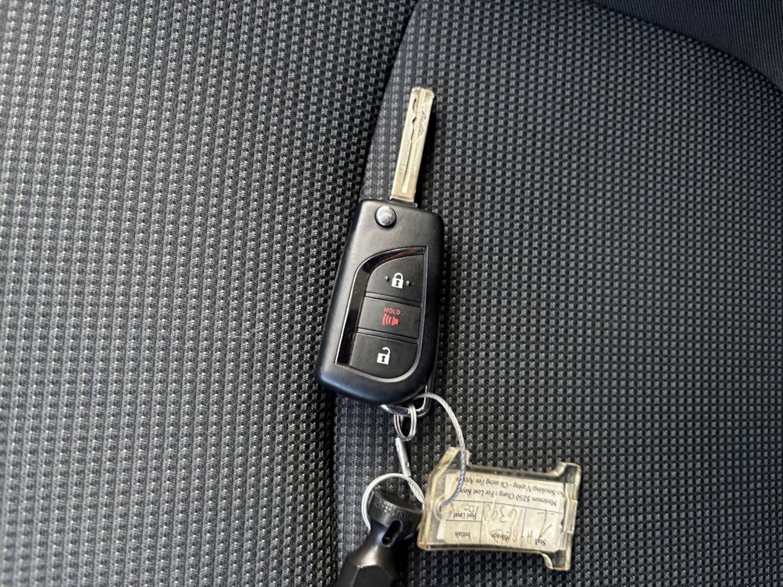 Thumbnail: 2025 Toyota RAV4 - 21