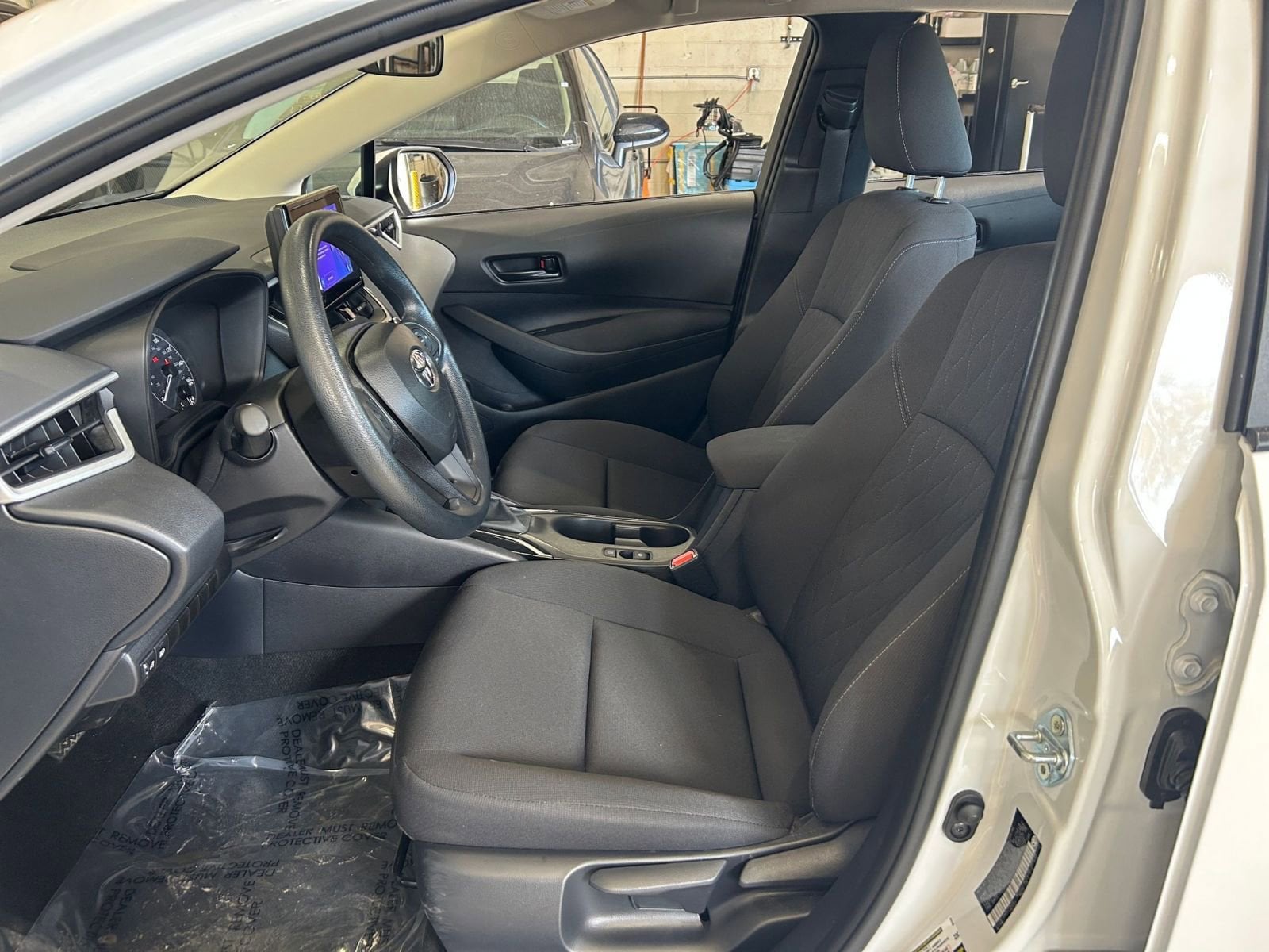 Thumbnail: 2025 Toyota Corolla - 24