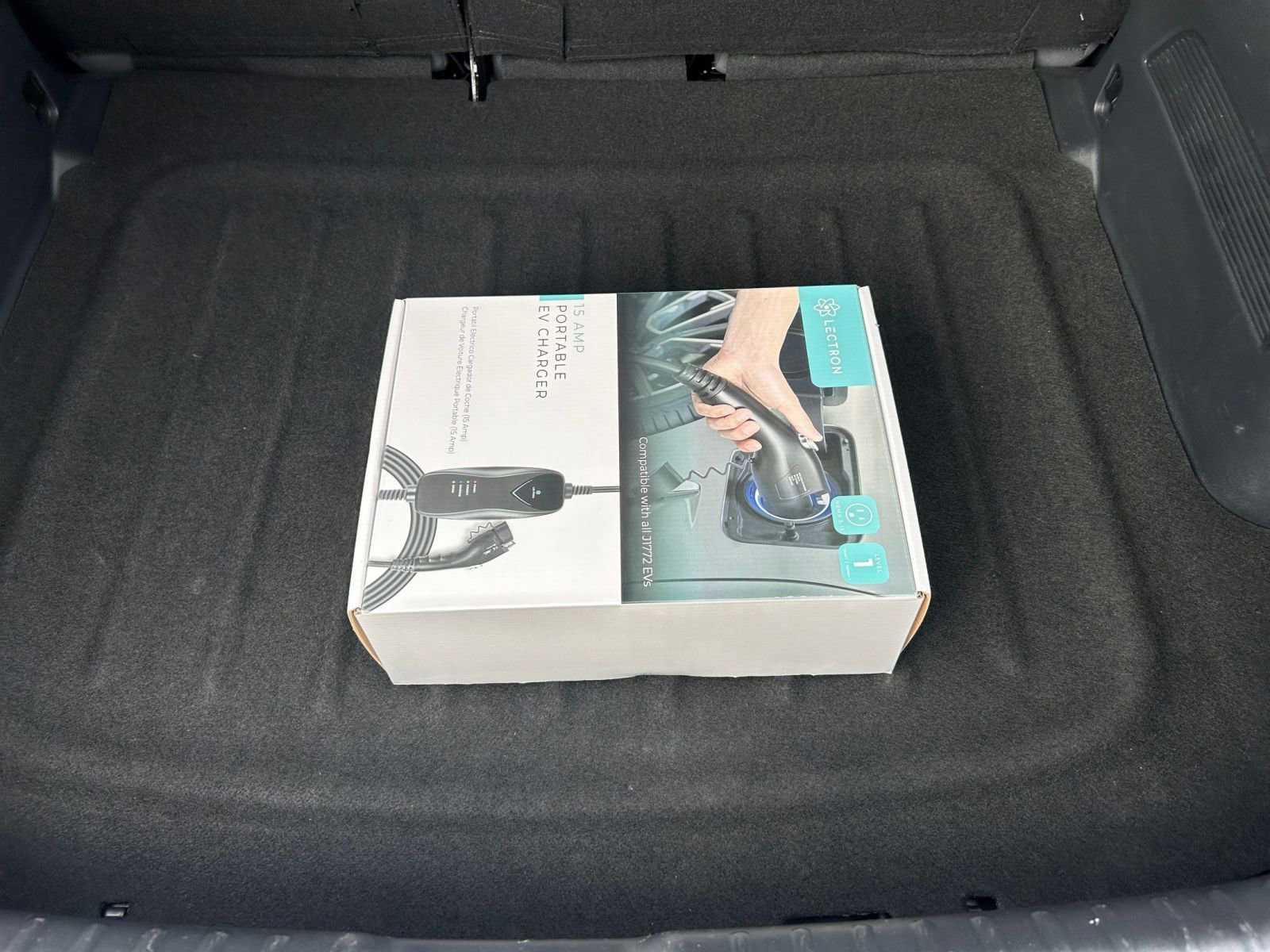 Thumbnail: 2023 Kia Niro - 22