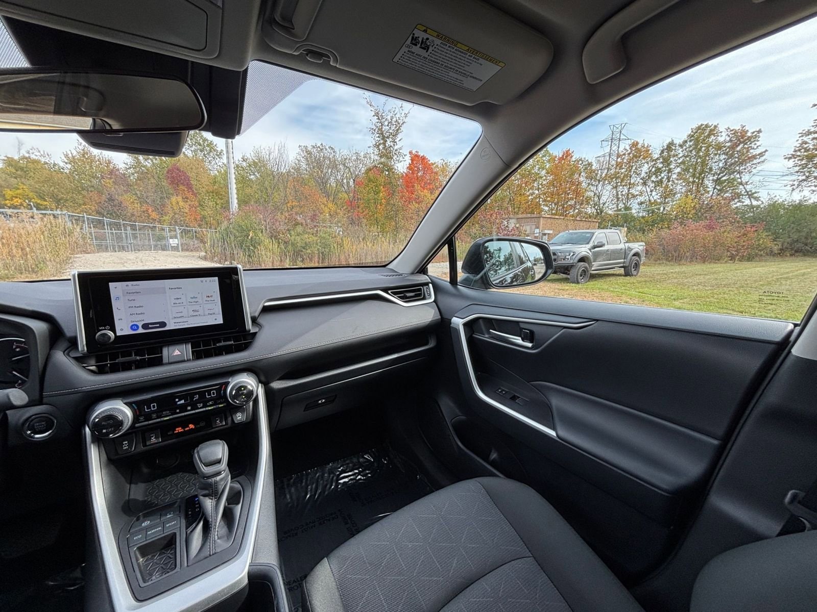 Thumbnail: 2025 Toyota RAV4 - 35