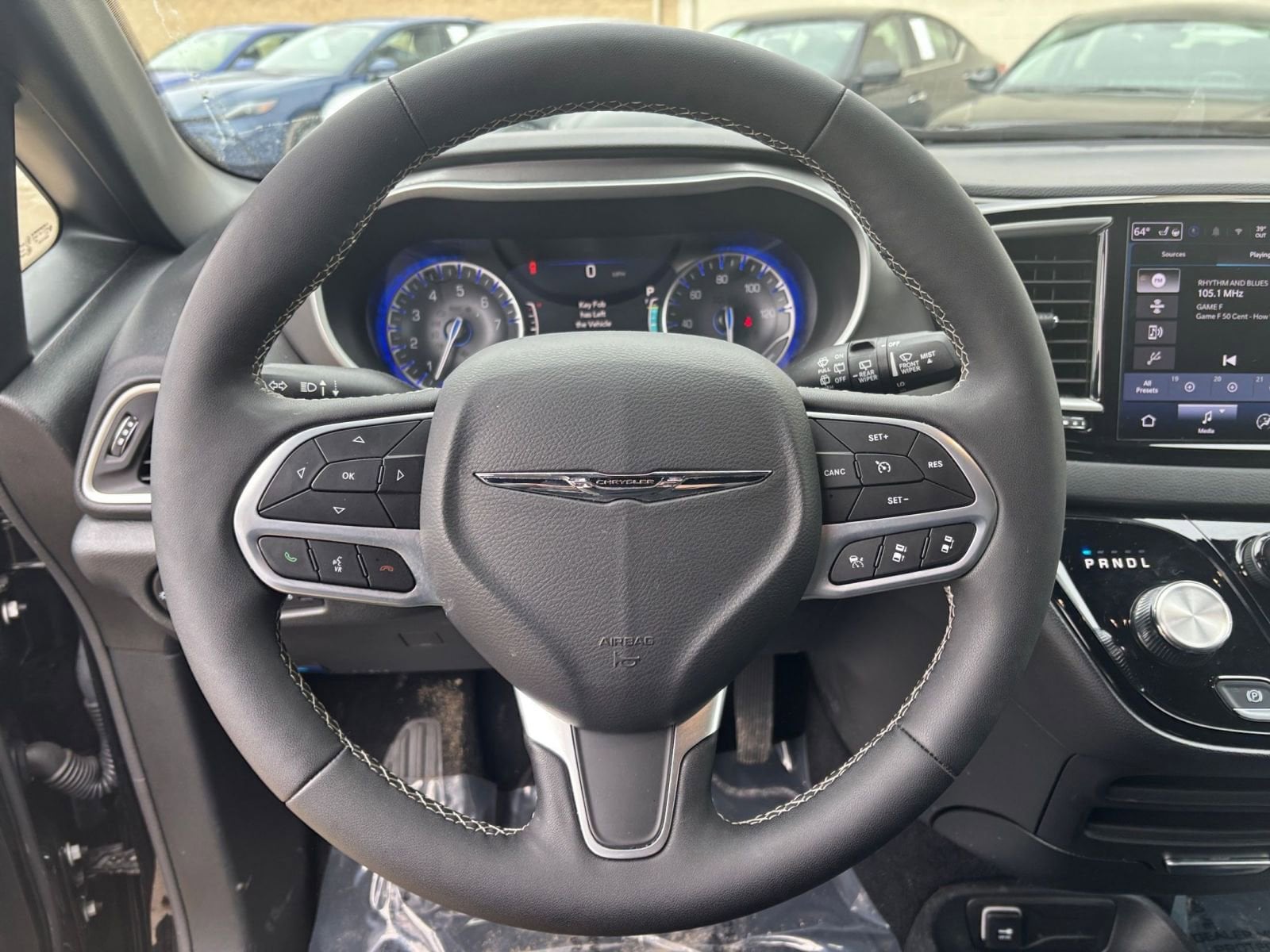 Thumbnail: 2025 Chrysler Pacifica - 30