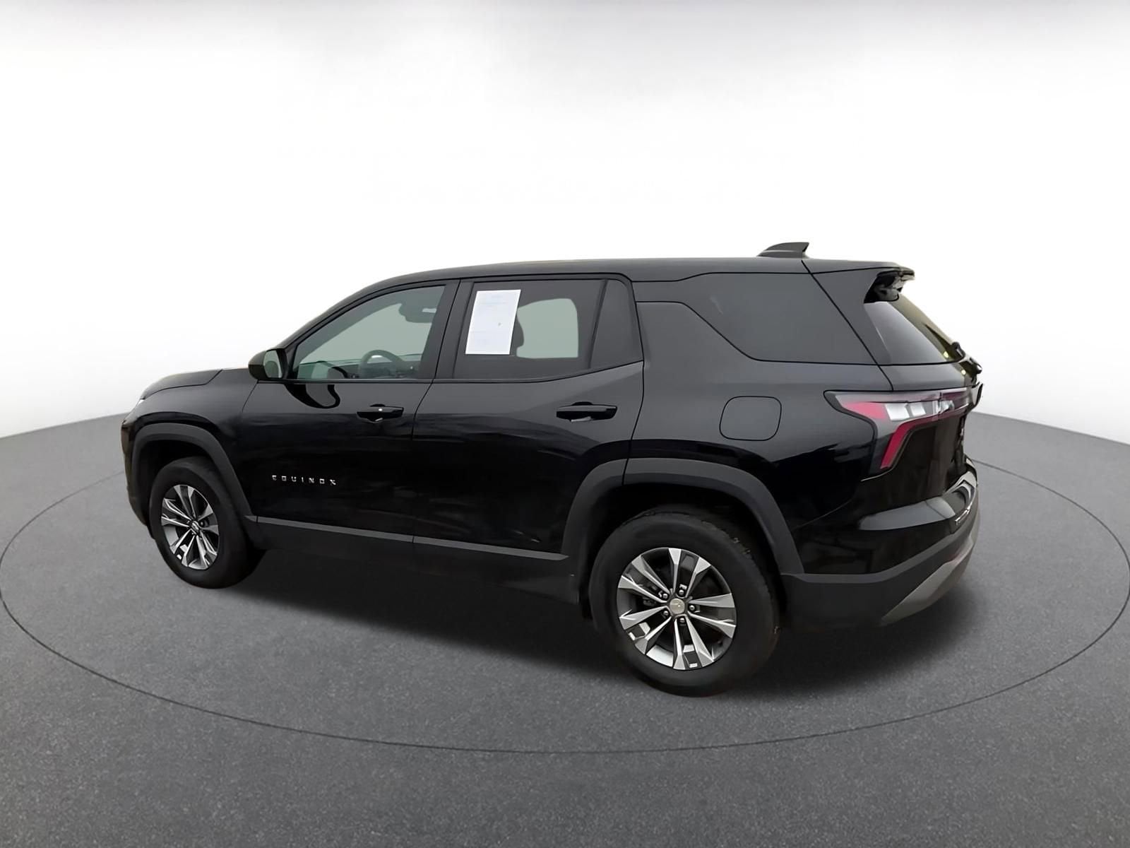 Thumbnail: 2025 Chevrolet Equinox - 10