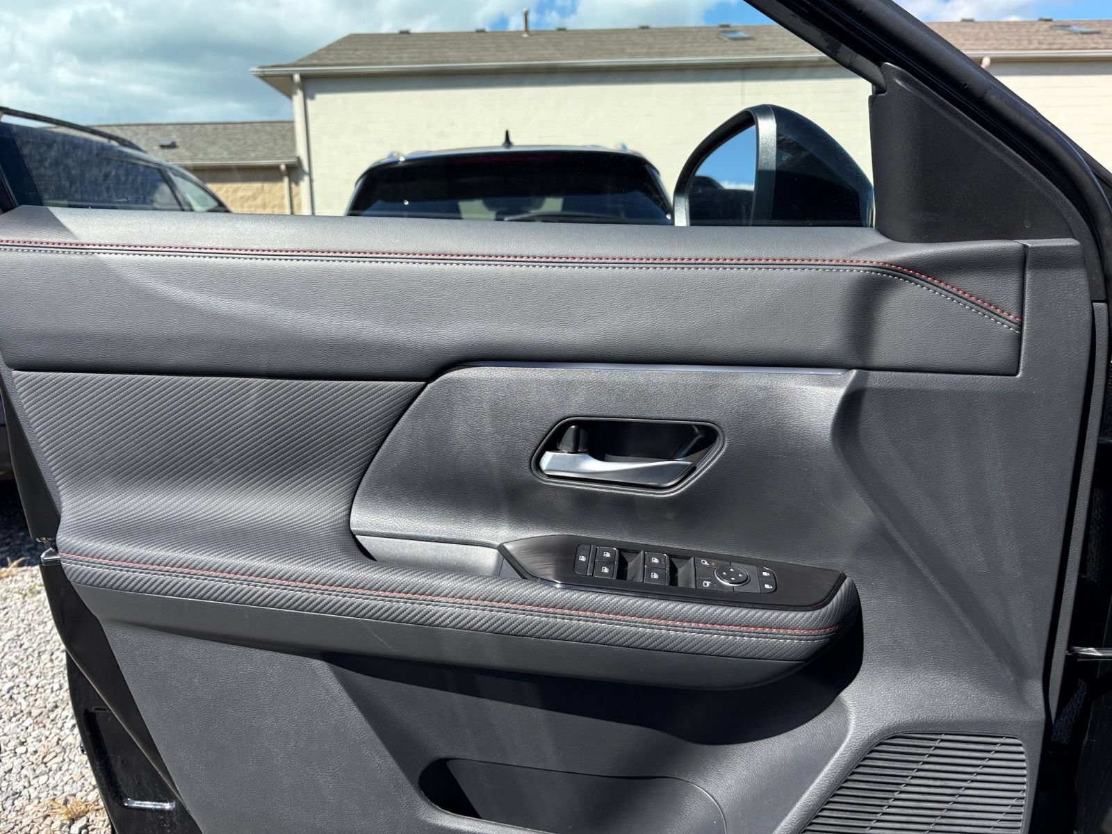 Thumbnail: 2026 Nissan Kicks - 18