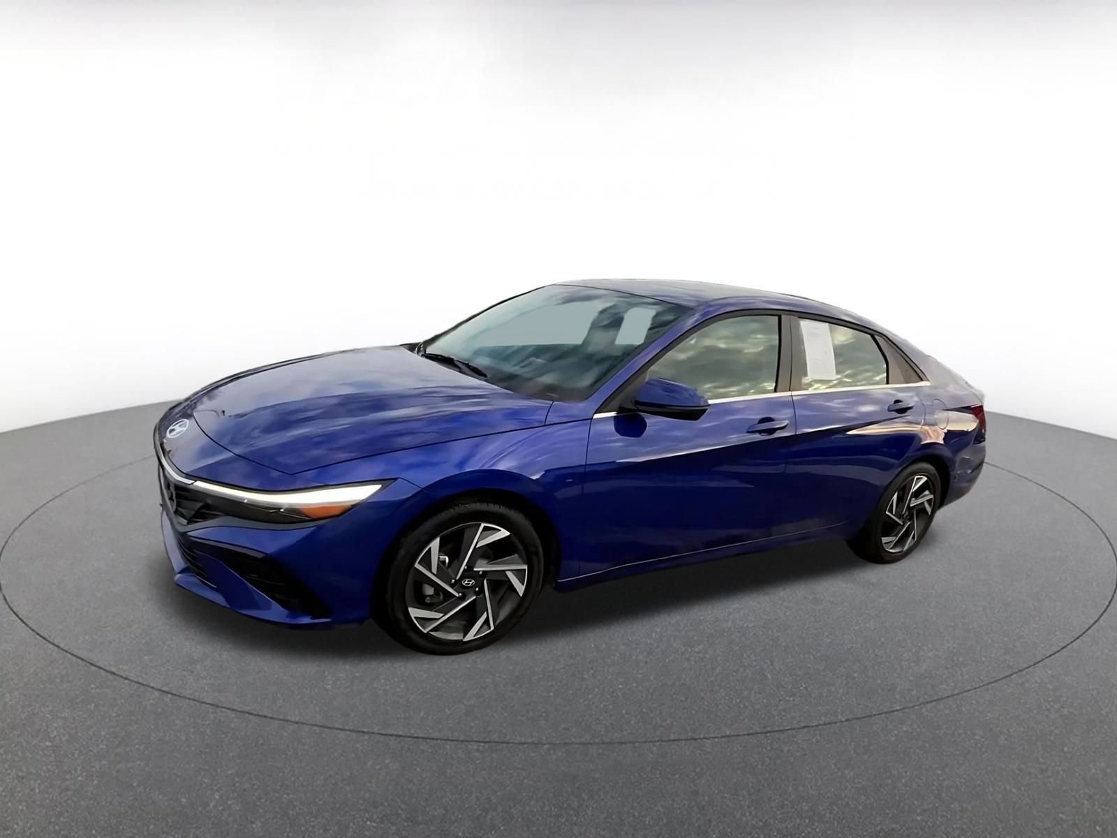 Thumbnail: 2025 Hyundai Elantra - 8