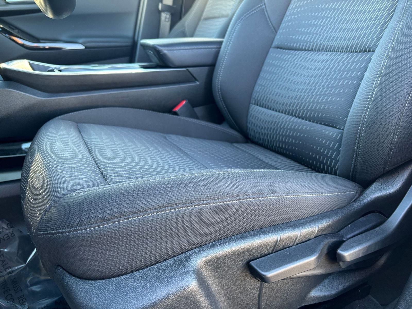 Thumbnail: 2025 Chevrolet Equinox - 25