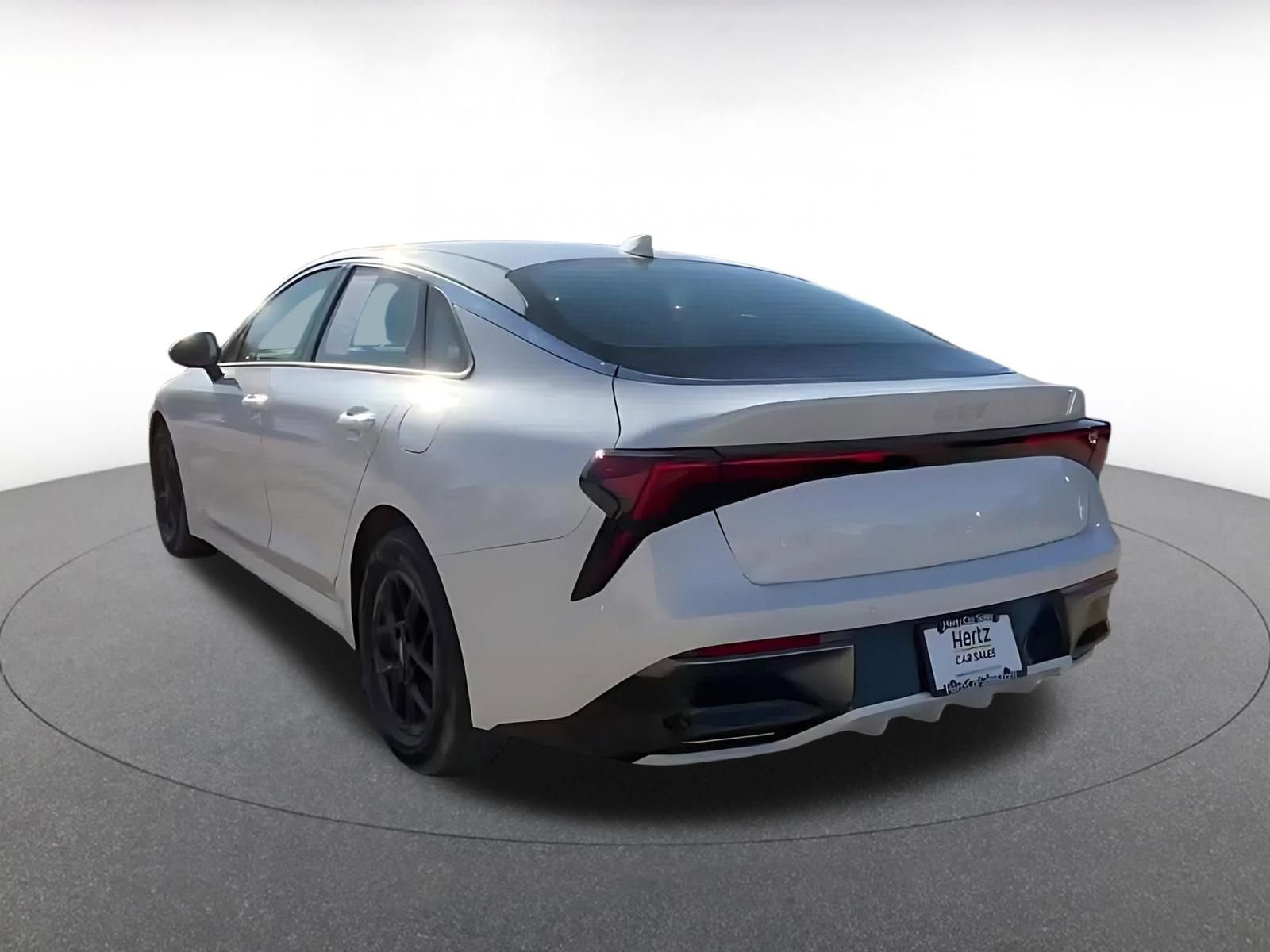 Thumbnail: 2025 Kia K5 - 11