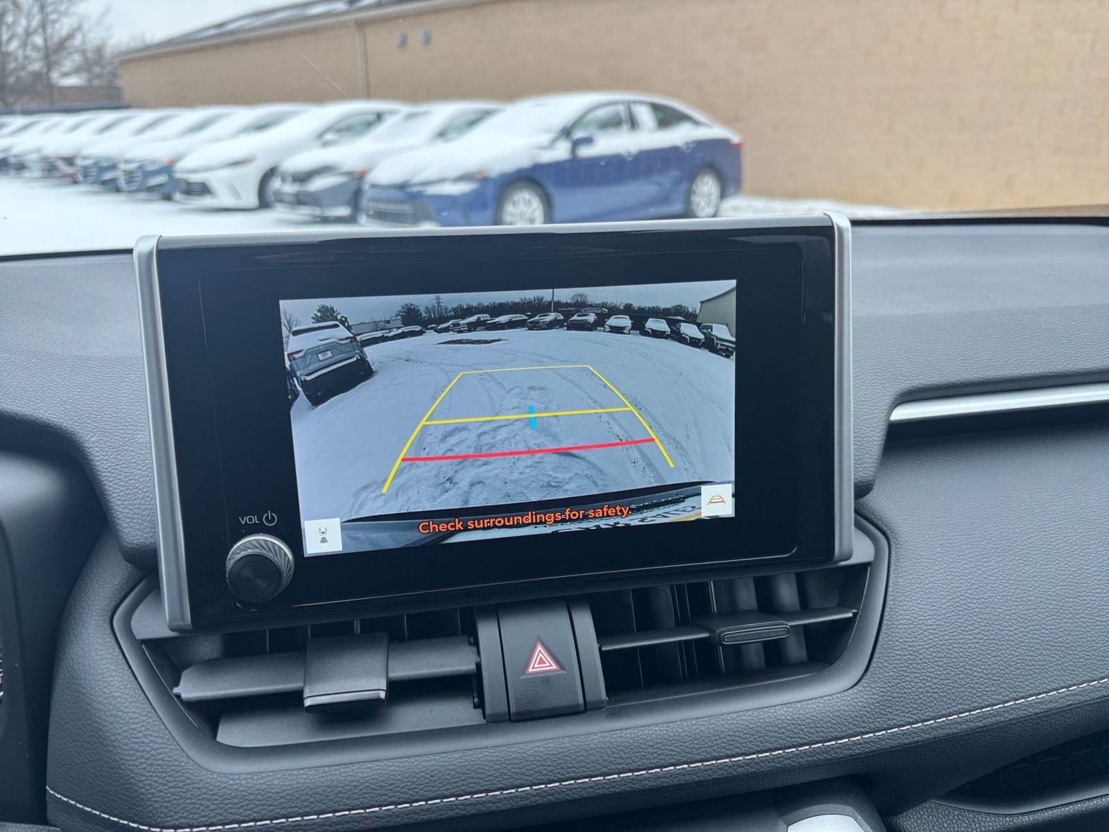 Thumbnail: 2025 Toyota RAV4 - 17