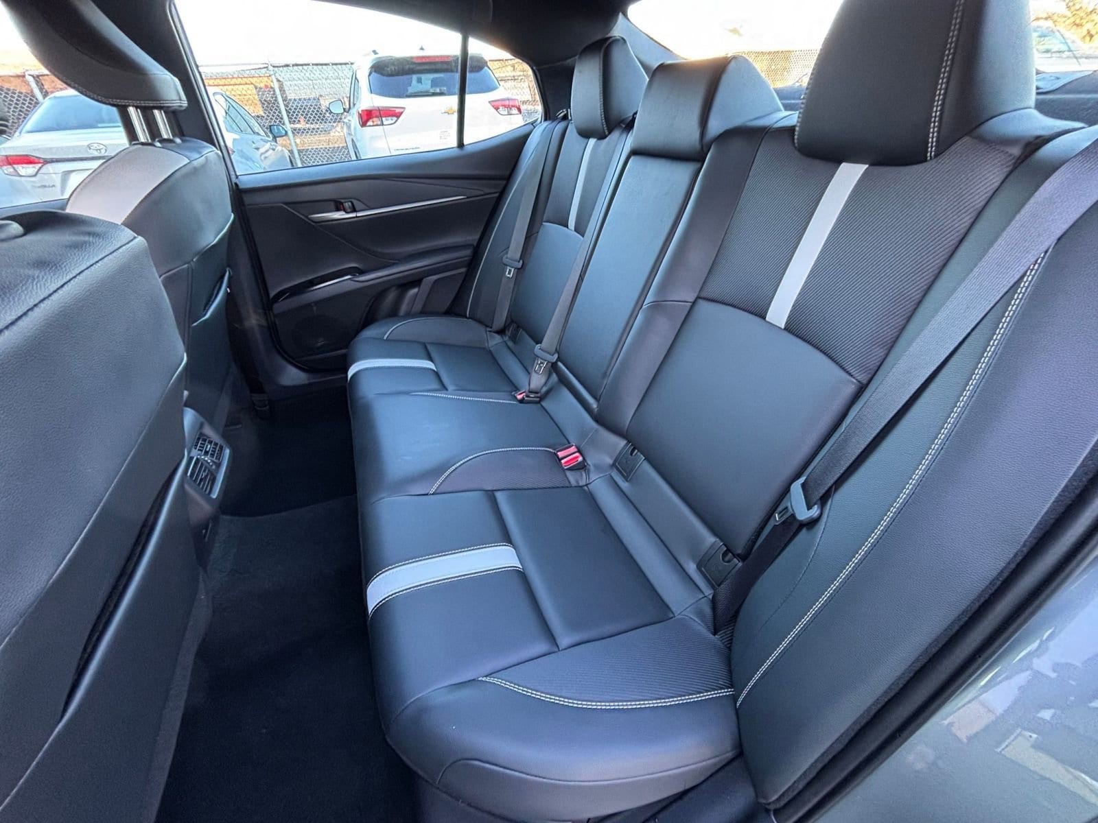 Thumbnail: 2025 Toyota Camry - 25