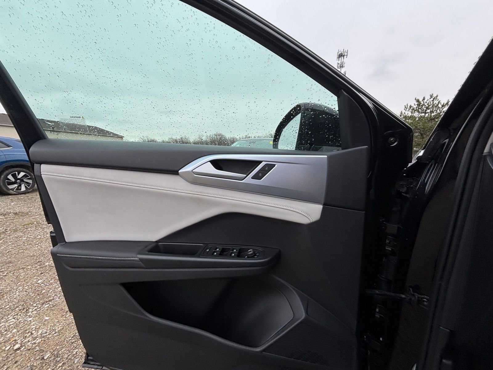 Thumbnail: 2025 Volkswagen Taos - 18