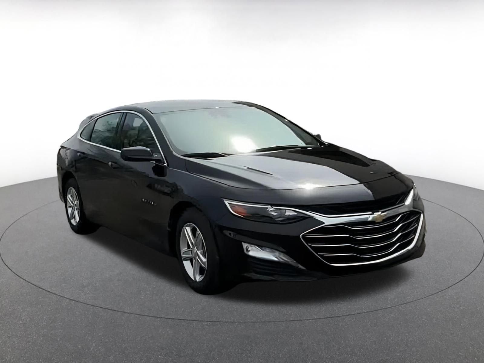 2024 Chevrolet Malibu LT 3