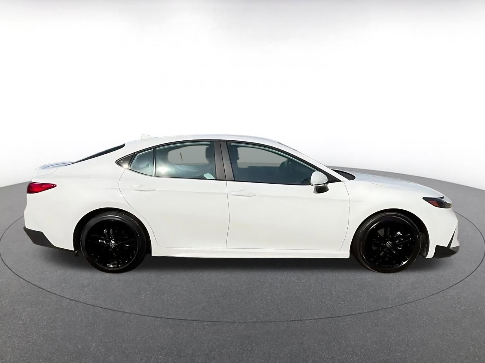 Thumbnail: 2025 Toyota Camry - 16