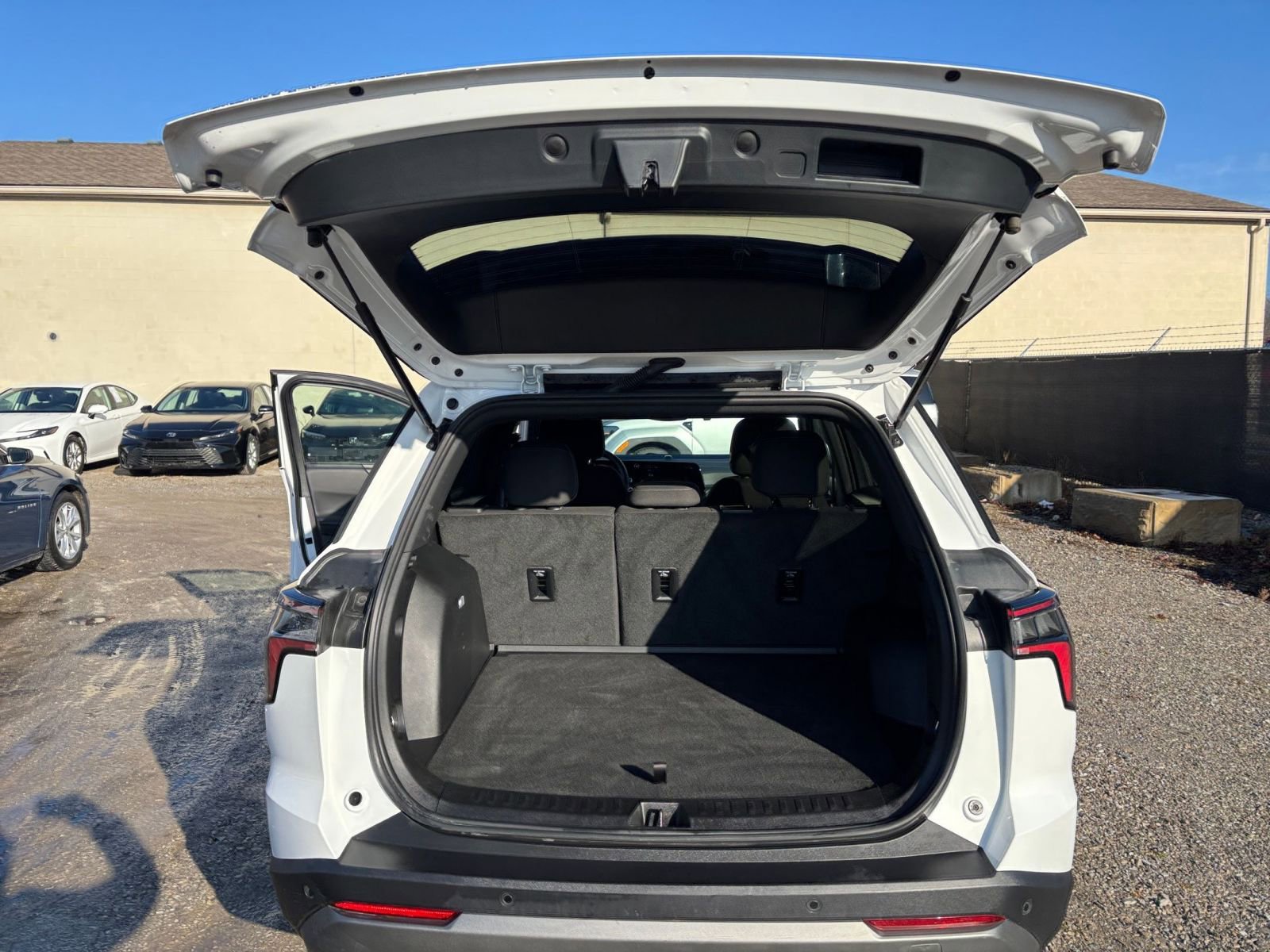 Thumbnail: 2025 Chevrolet Equinox - 30