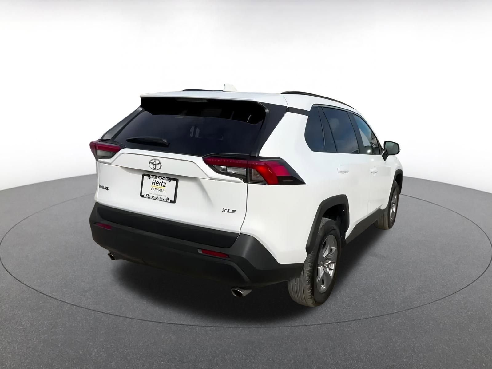 Thumbnail: 2025 Toyota RAV4 - 14