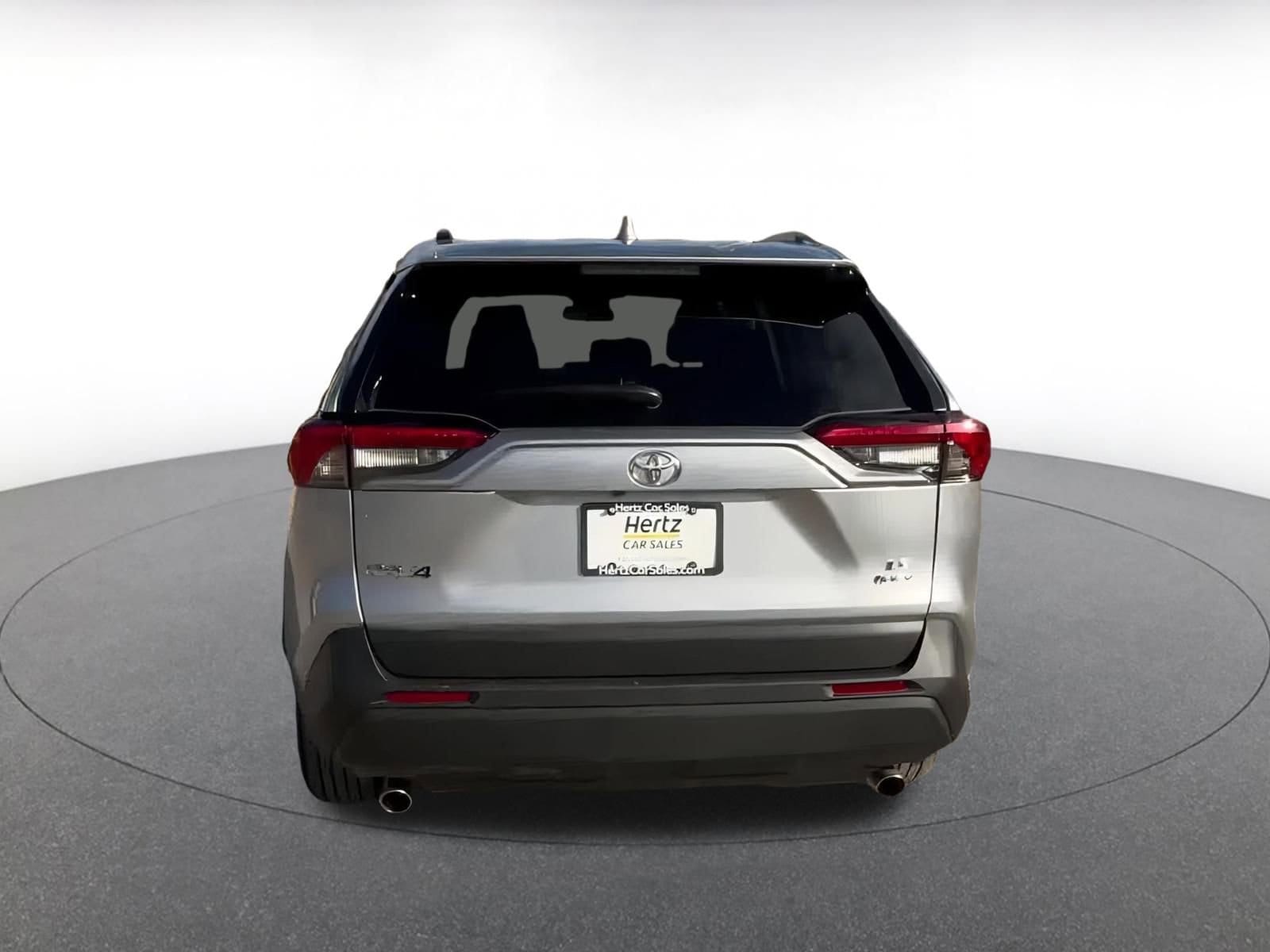 Thumbnail: 2025 Toyota RAV4 - 12