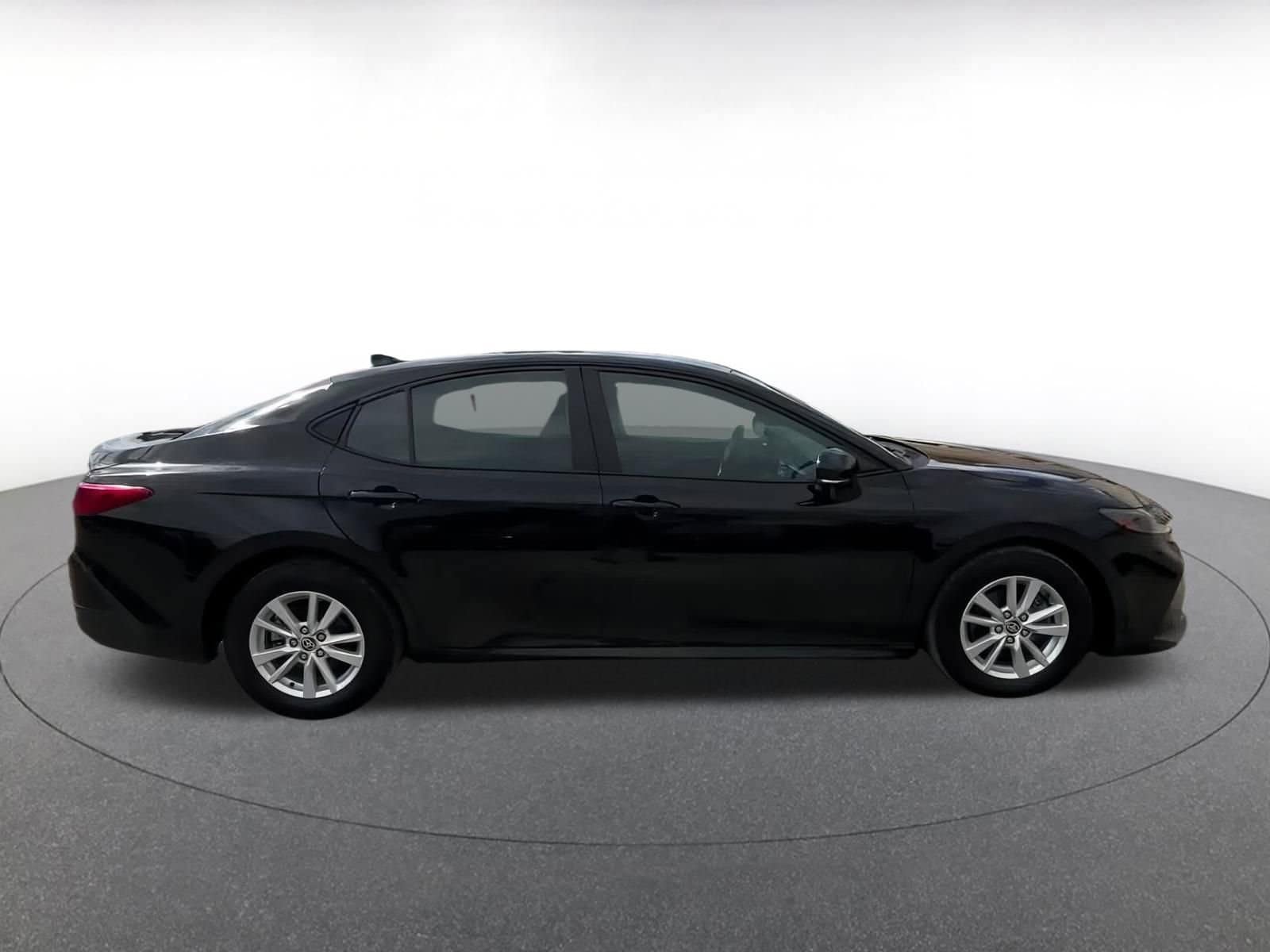 Thumbnail: 2025 Toyota Camry - 16
