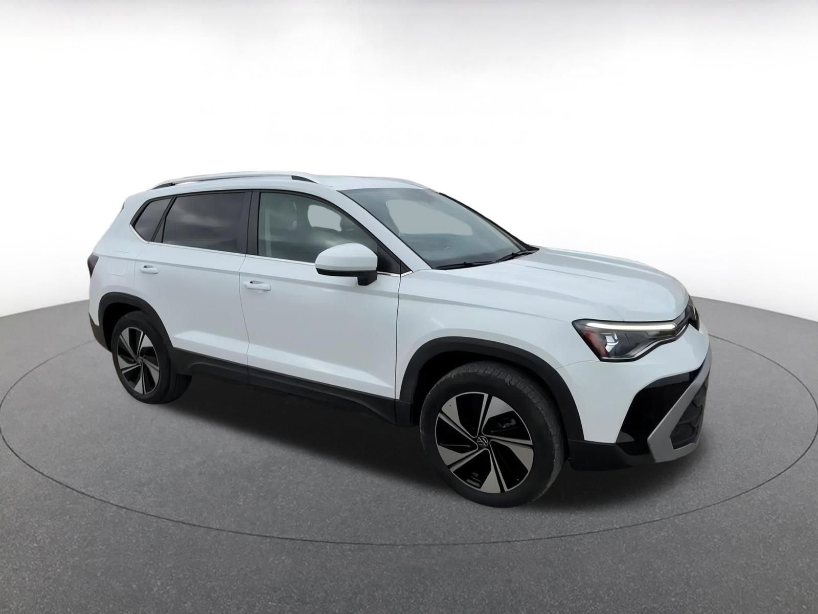 Thumbnail: 2025 Volkswagen Taos - 2