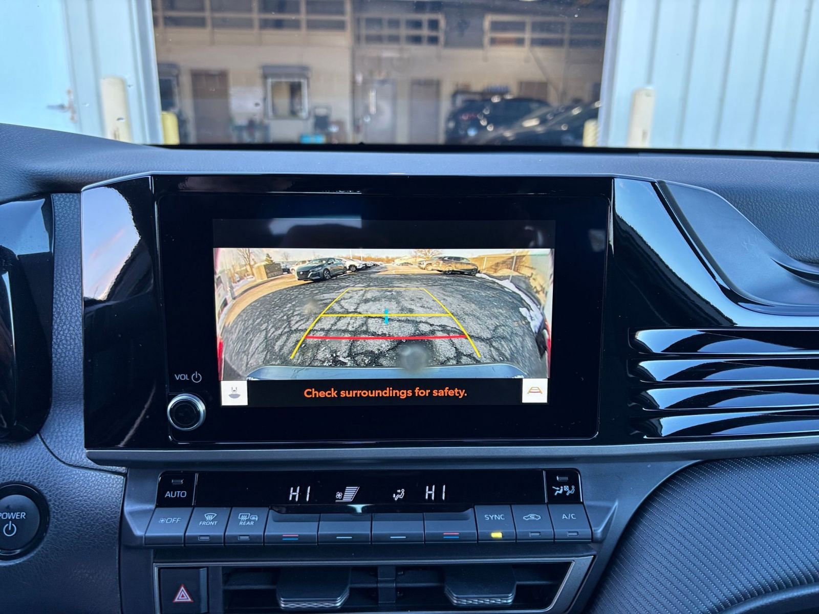 Thumbnail: 2025 Toyota Camry - 17