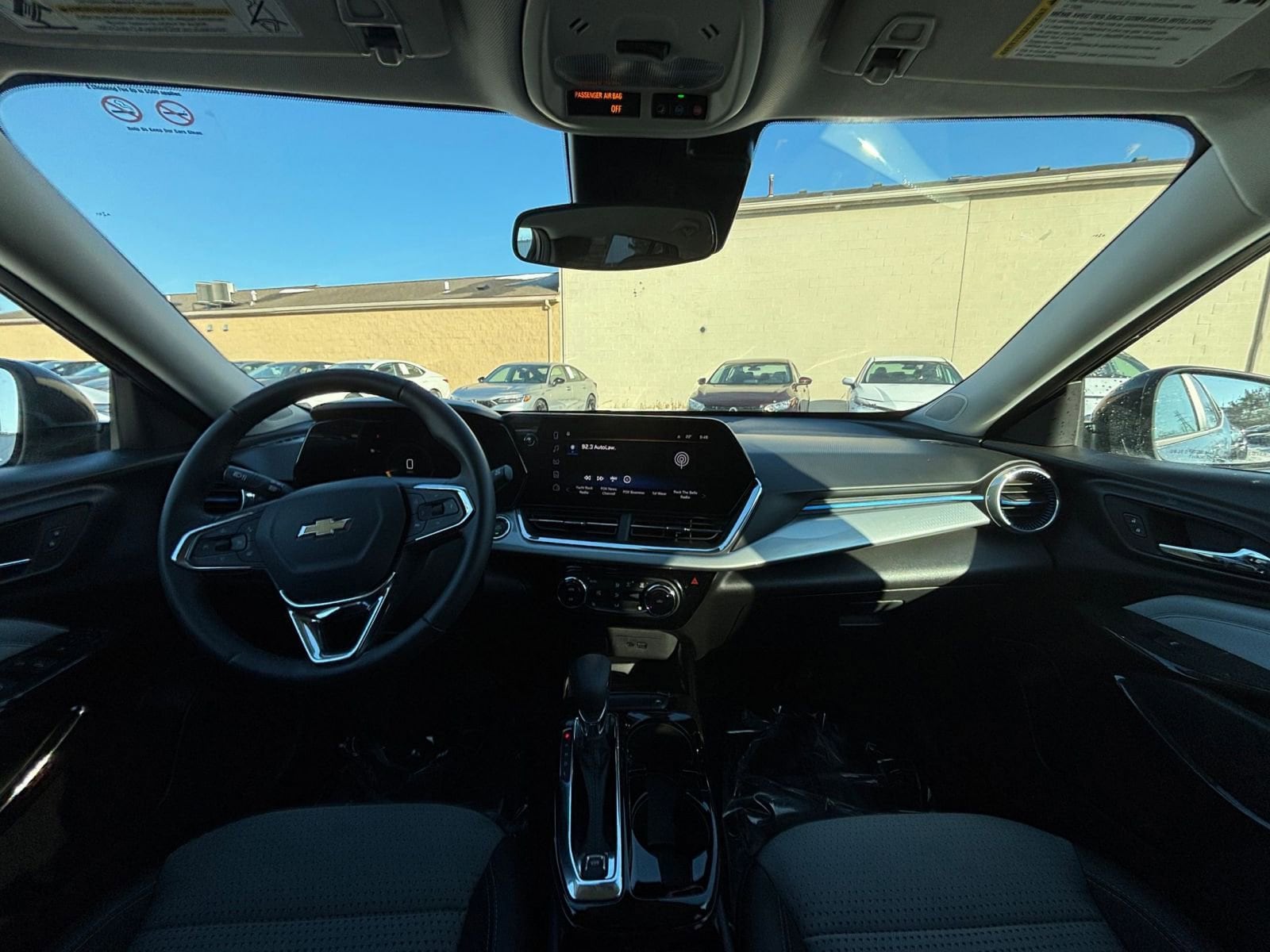 Thumbnail: 2025 Chevrolet Trax - 33