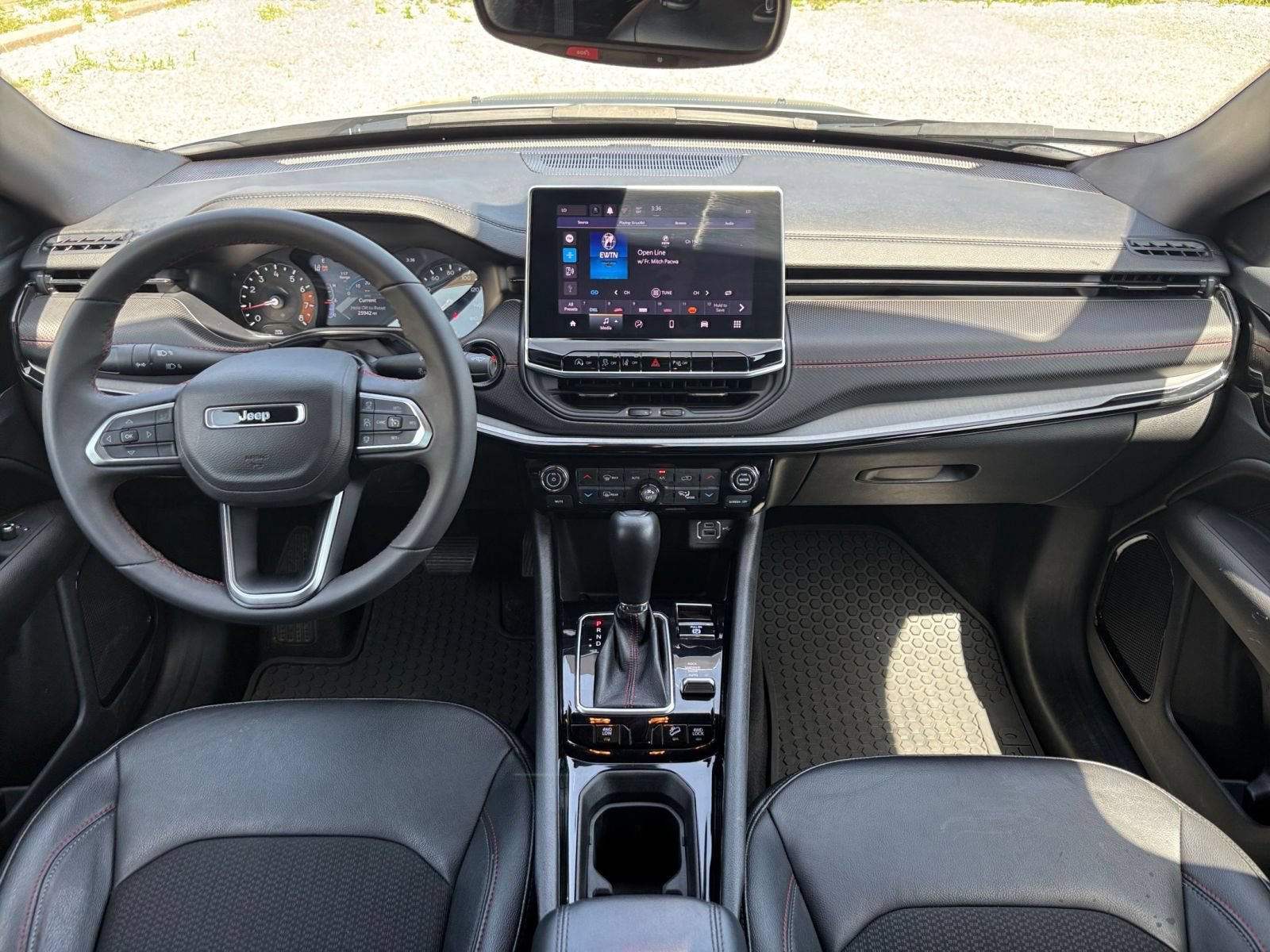 Thumbnail: 2025 Jeep Compass - 33