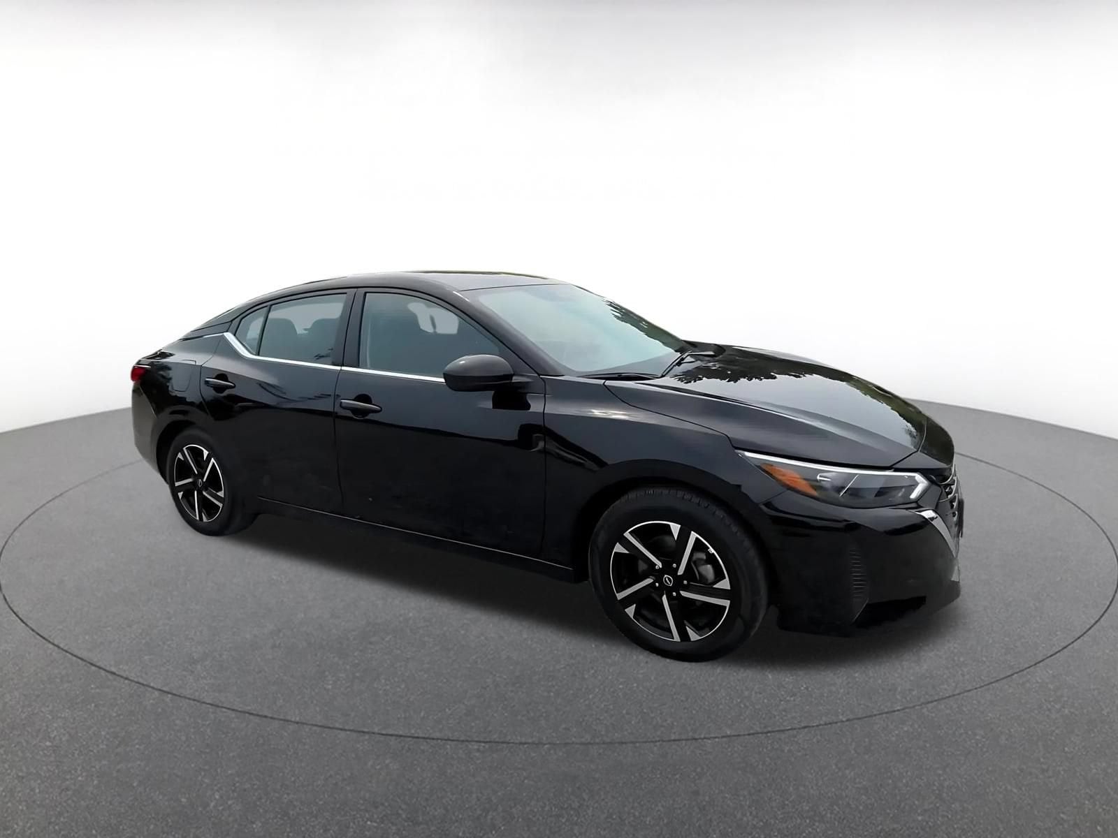 Thumbnail: 2025 Nissan Sentra - 2