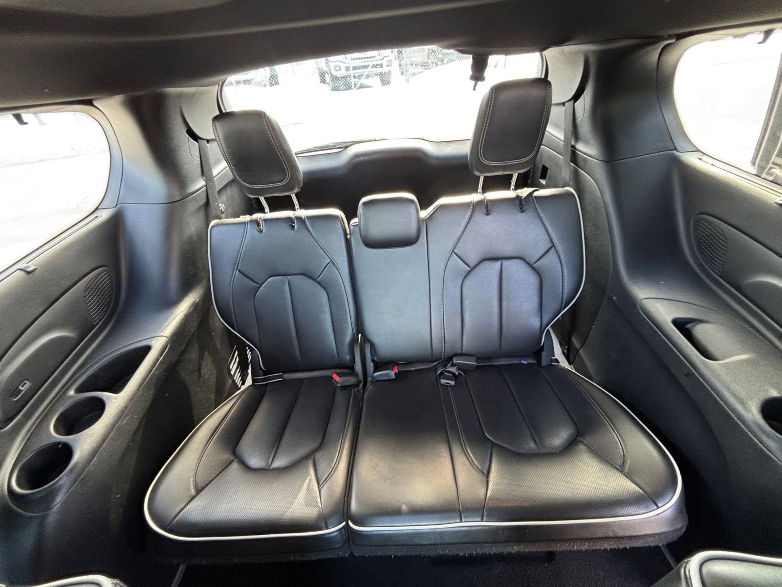 Thumbnail: 2025 Chrysler Pacifica - 33