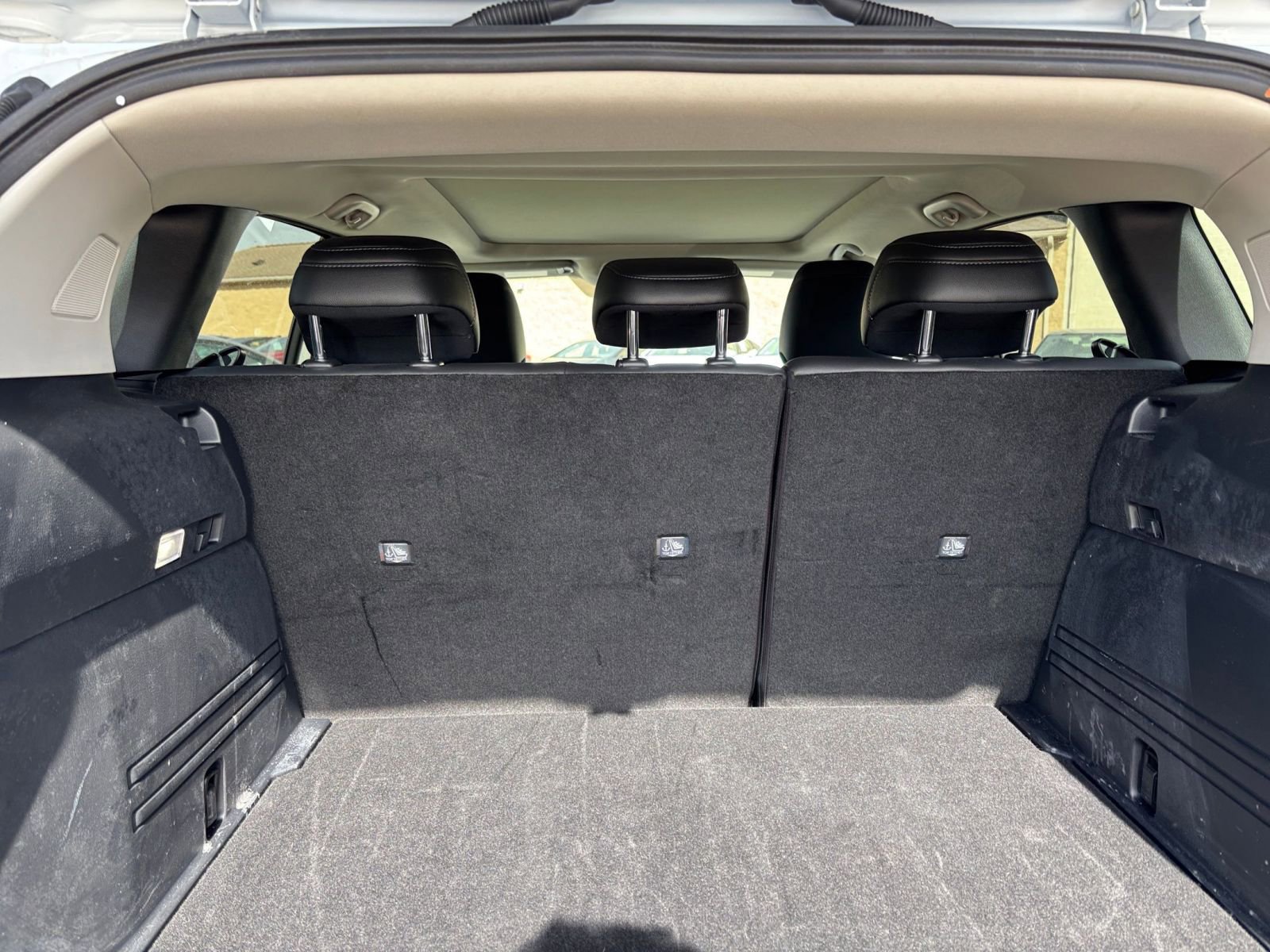 Thumbnail: 2025 Mazda CX-50 - 34