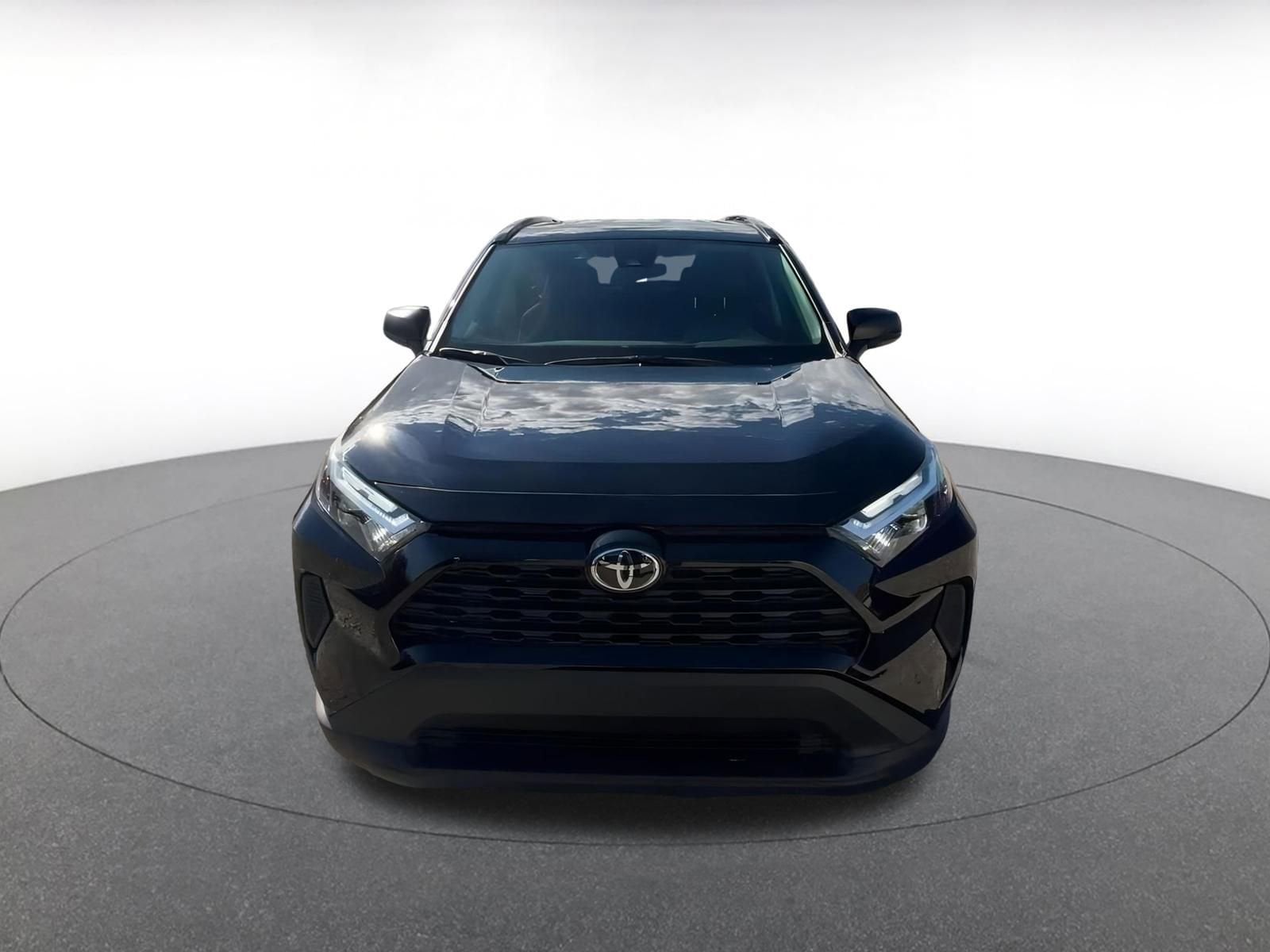 Thumbnail: 2025 Toyota RAV4 - 4