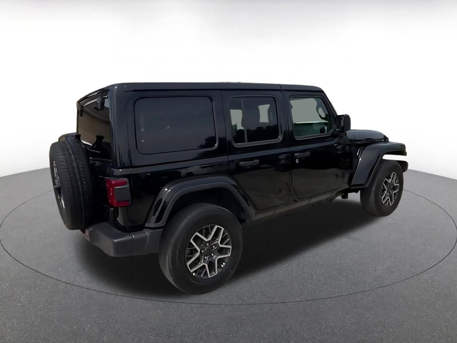 Thumbnail: 2025 Jeep Wrangler - 14