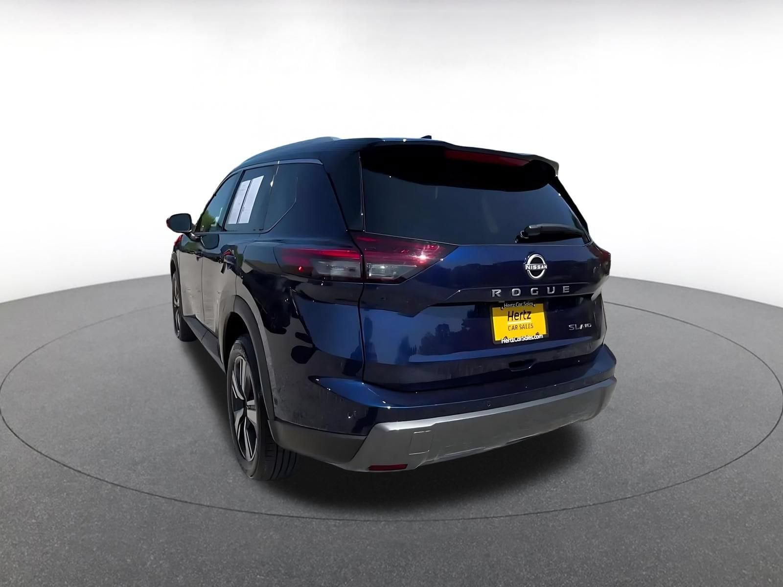 Thumbnail: 2026 Nissan Rogue - 11