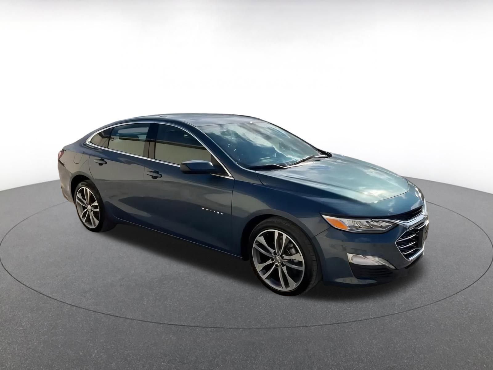 Thumbnail: 2024 Chevrolet Malibu - 2