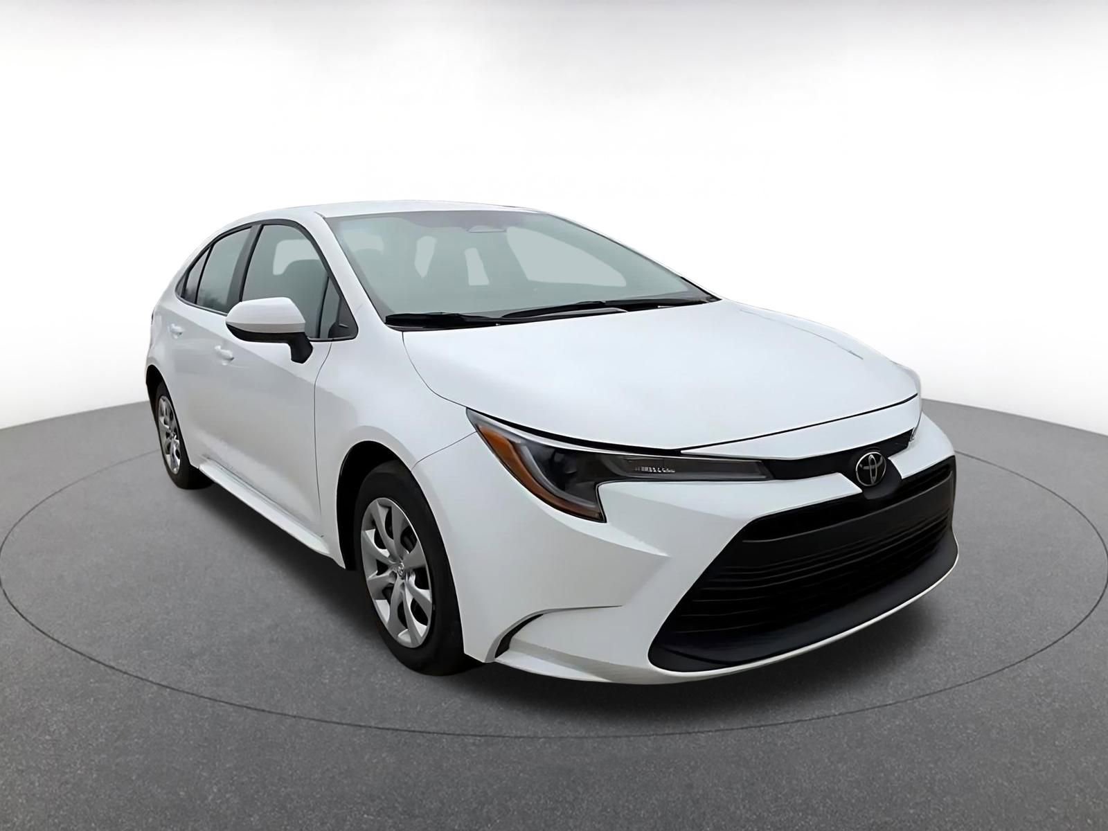 Thumbnail: 2025 Toyota Corolla - 3