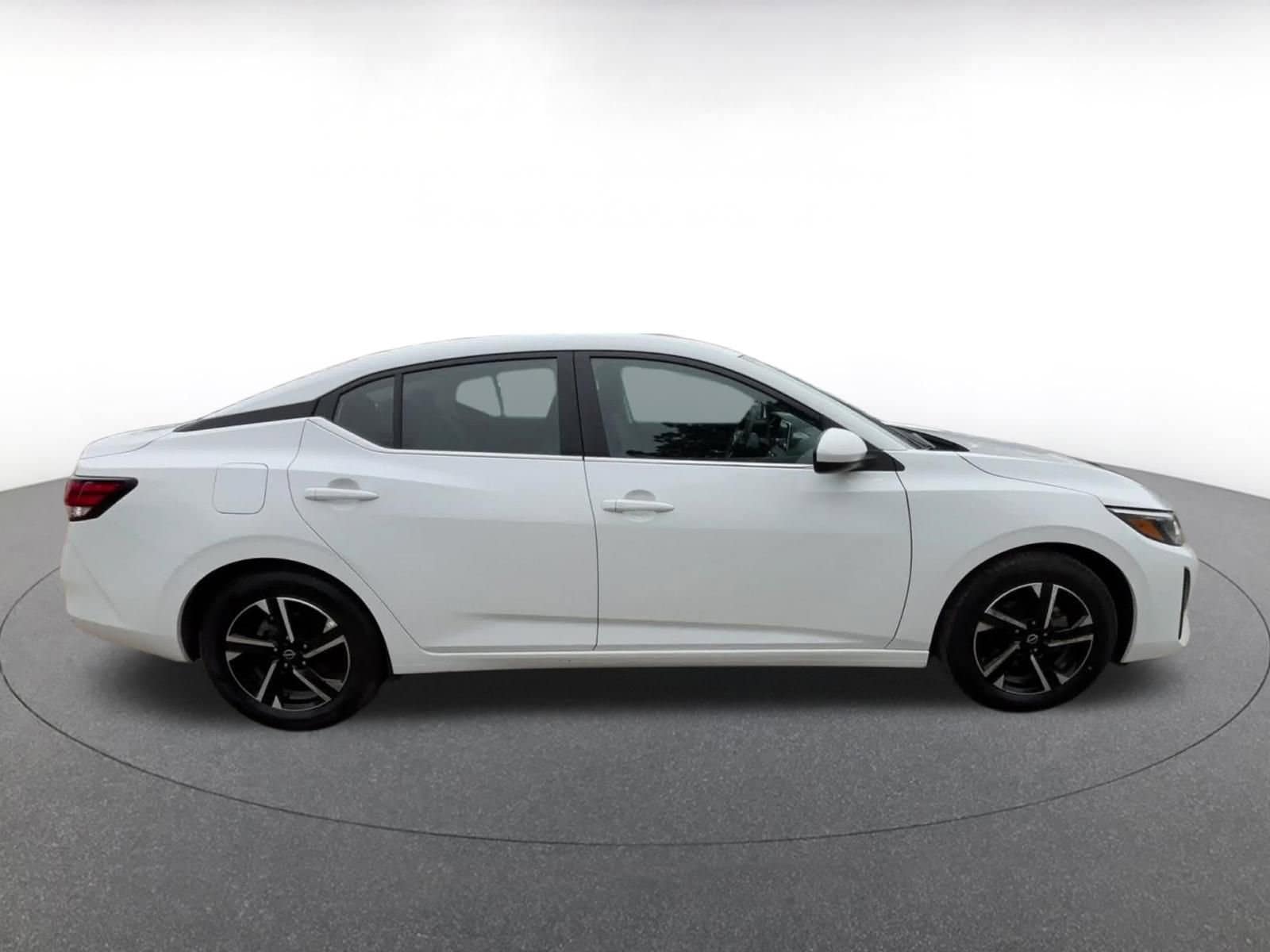 Thumbnail: 2025 Nissan Sentra - 16