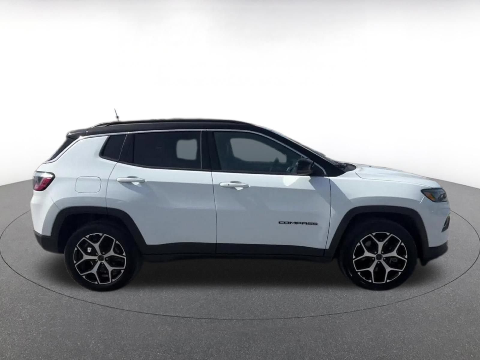 Thumbnail: 2025 Jeep Compass - 16