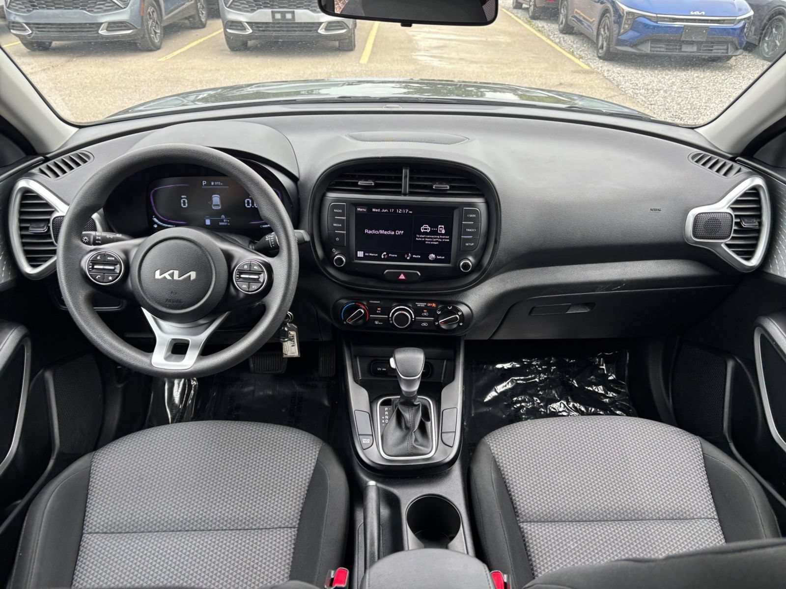 Thumbnail: 2025 Kia Soul - 32