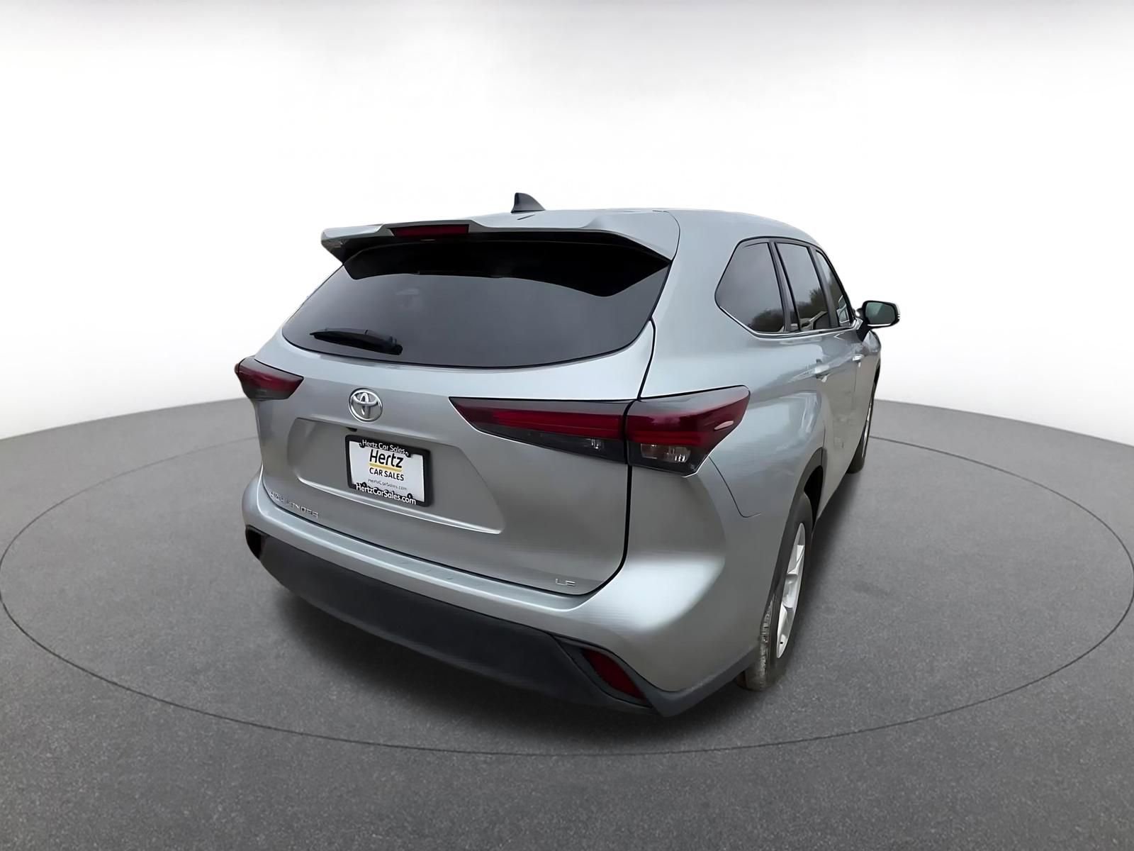 Thumbnail: 2025 Toyota Highlander - 14