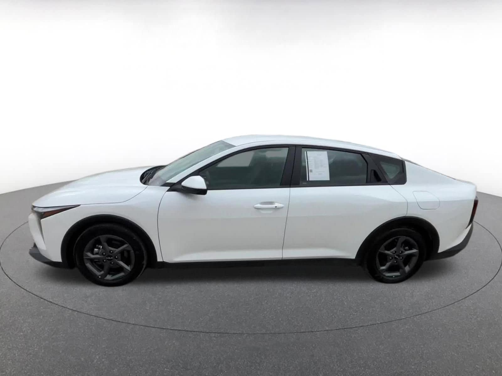 Thumbnail: 2025 Kia K4 - 9