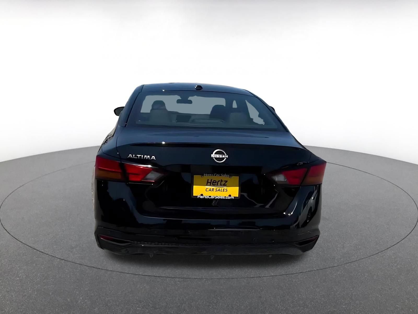 Thumbnail: 2025 Nissan Altima - 12