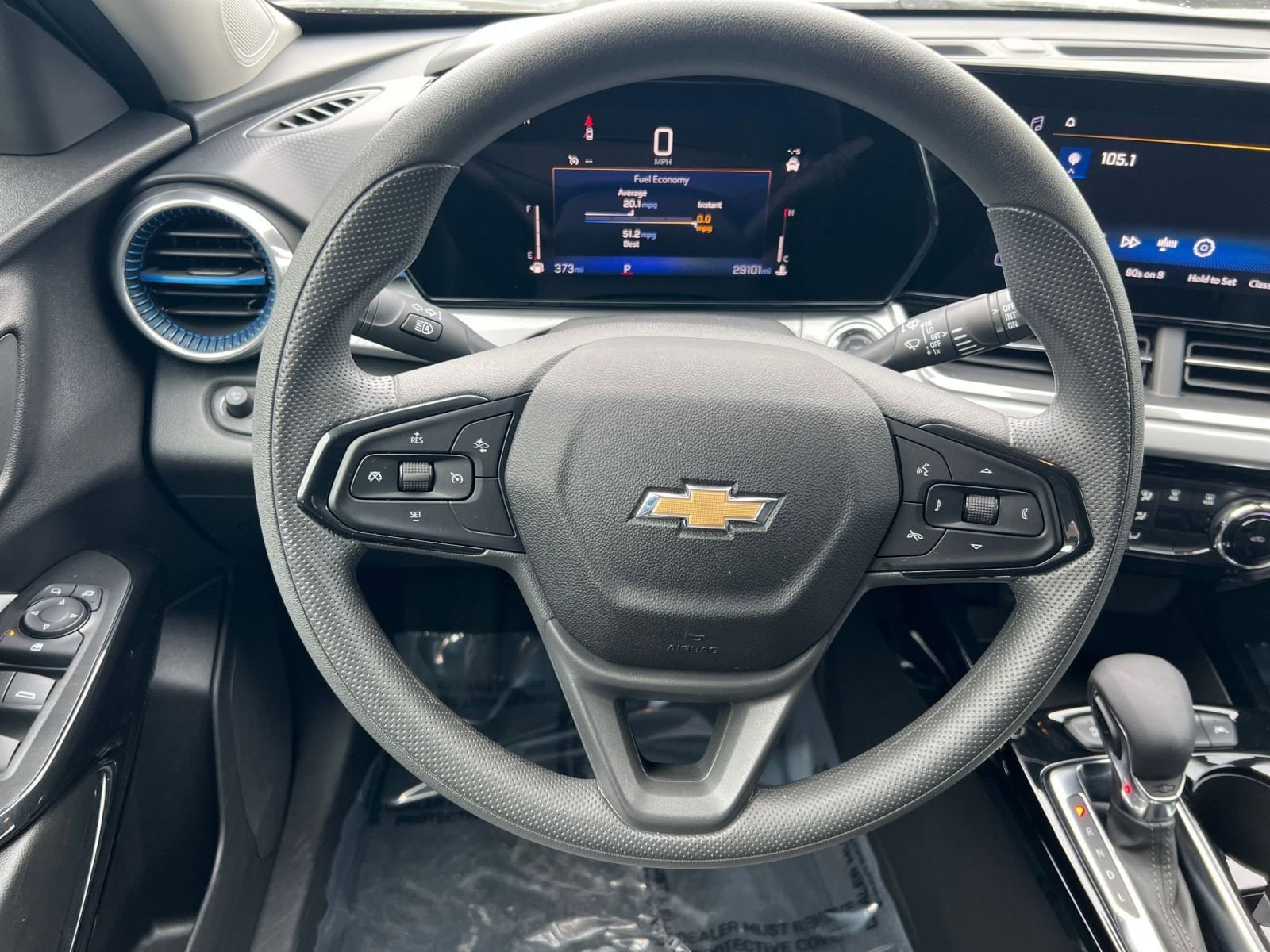 Thumbnail: 2025 Chevrolet Trax - 34