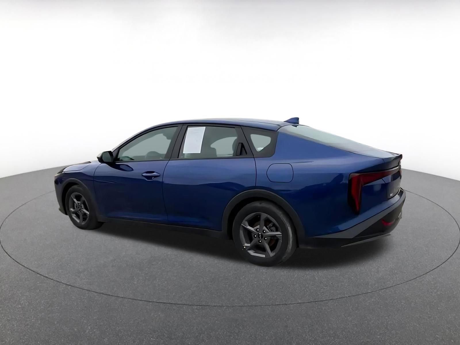 Thumbnail: 2025 Kia K4 - 10