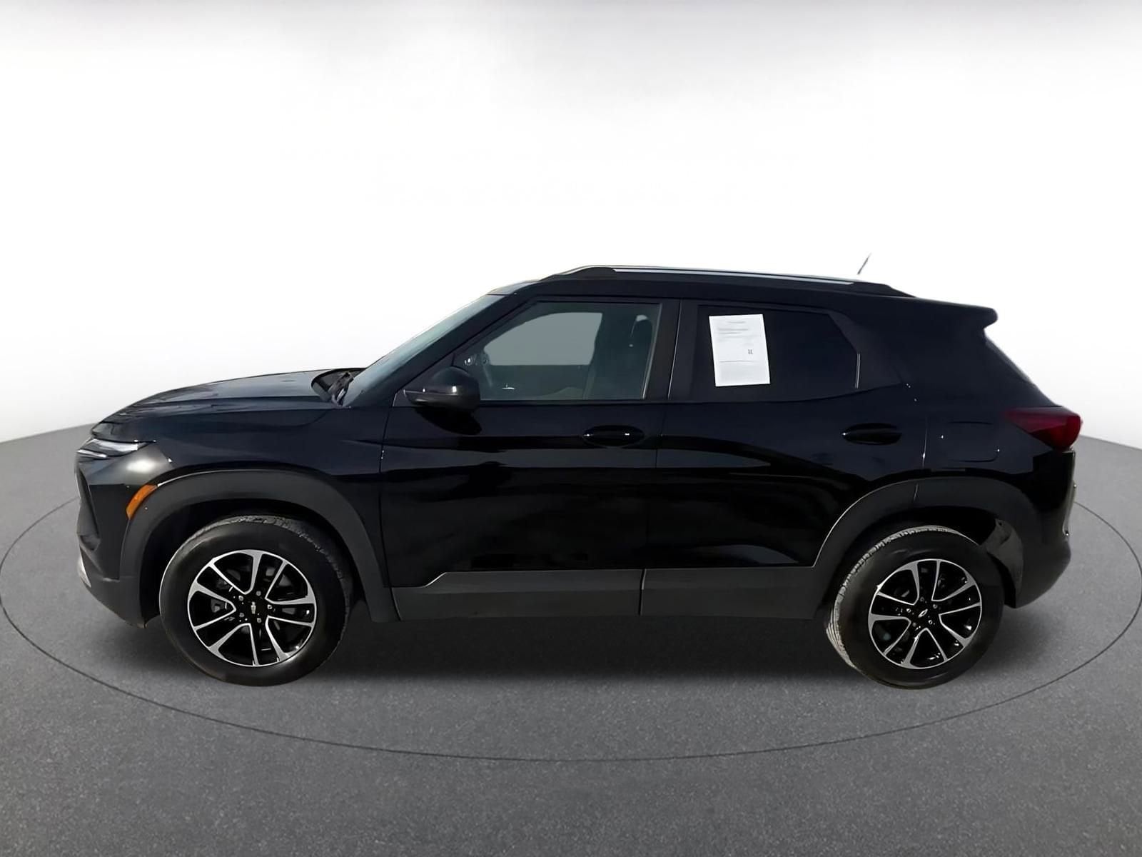 Thumbnail: 2025 Chevrolet TrailBlazer - 9