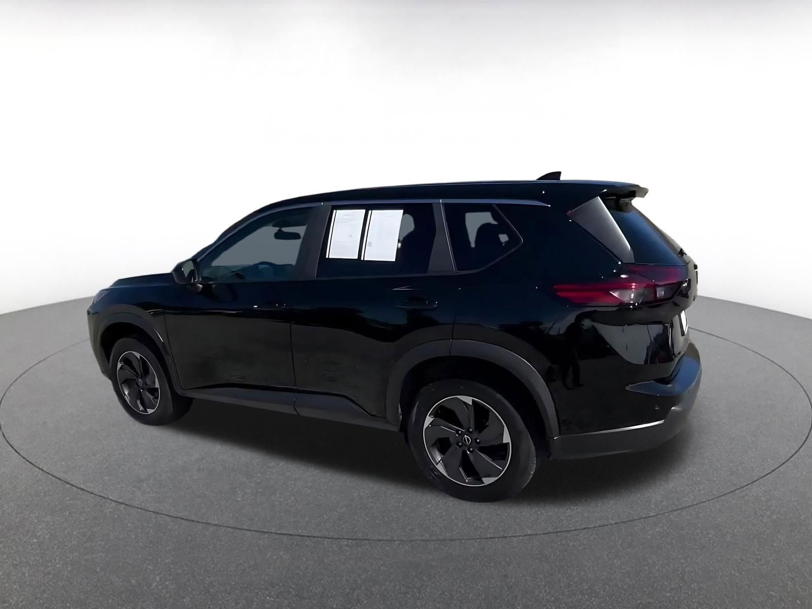 Thumbnail: 2025 Nissan Rogue - 10